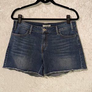 Levi Cut-Off Jean Shorts
